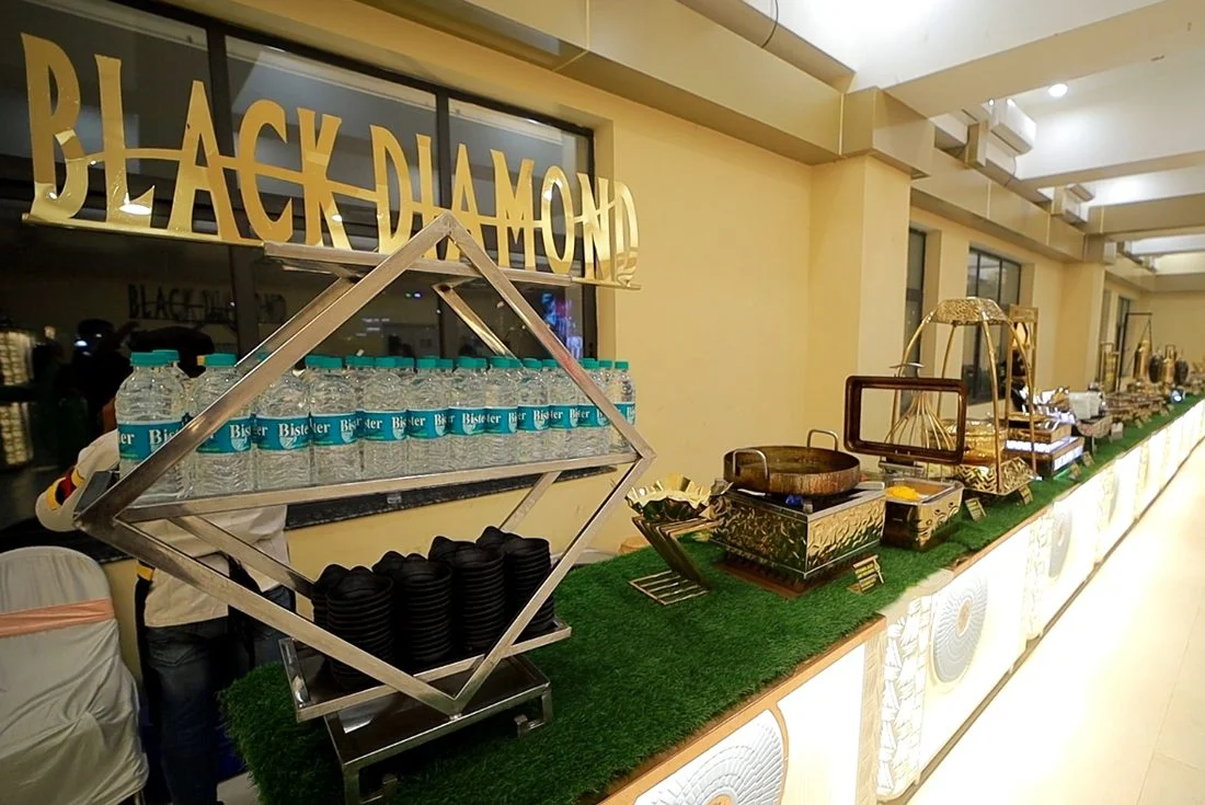 23-Mineral-Water-Bottle-Counter-By-BLACK-DIAMOND-CATERER