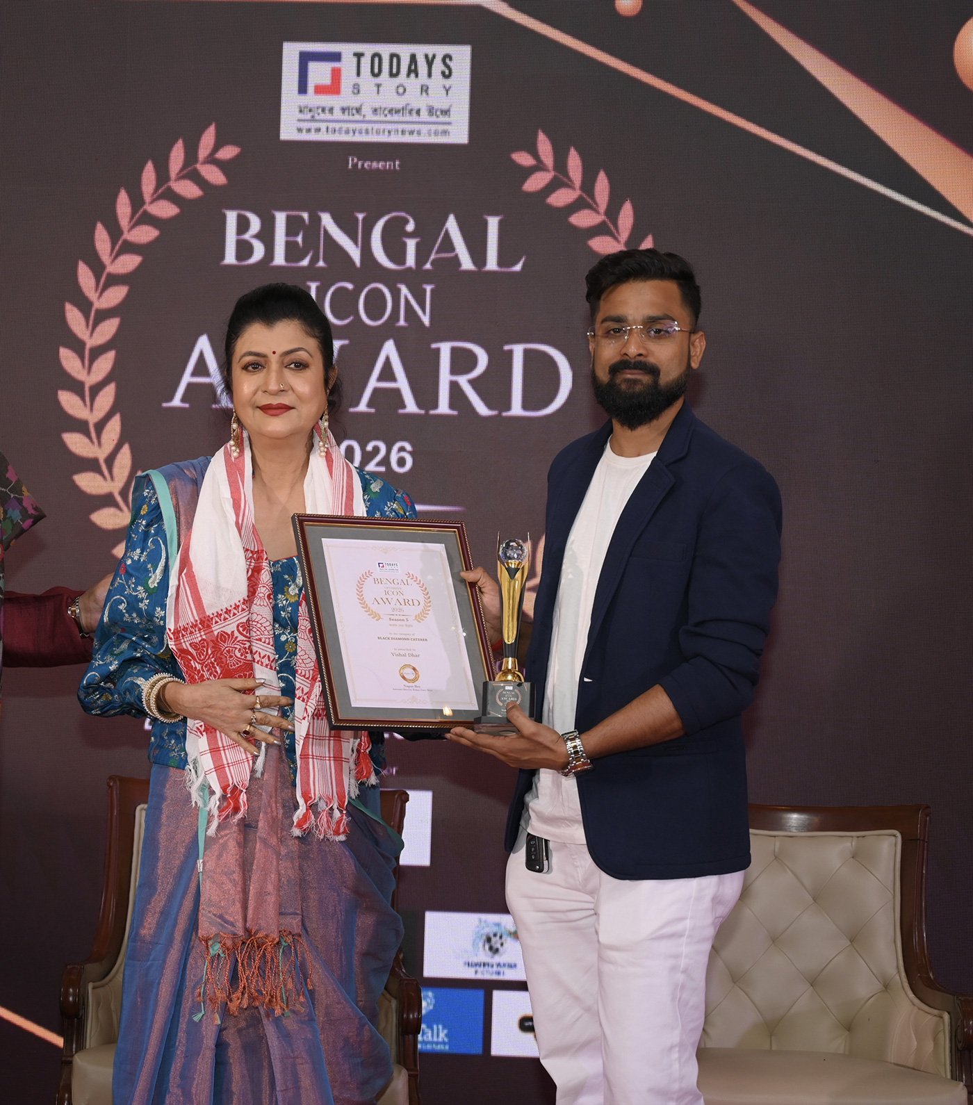 Bengali-Tollywood-actress-Debashree-Roy-and-Vishal-Dhar-