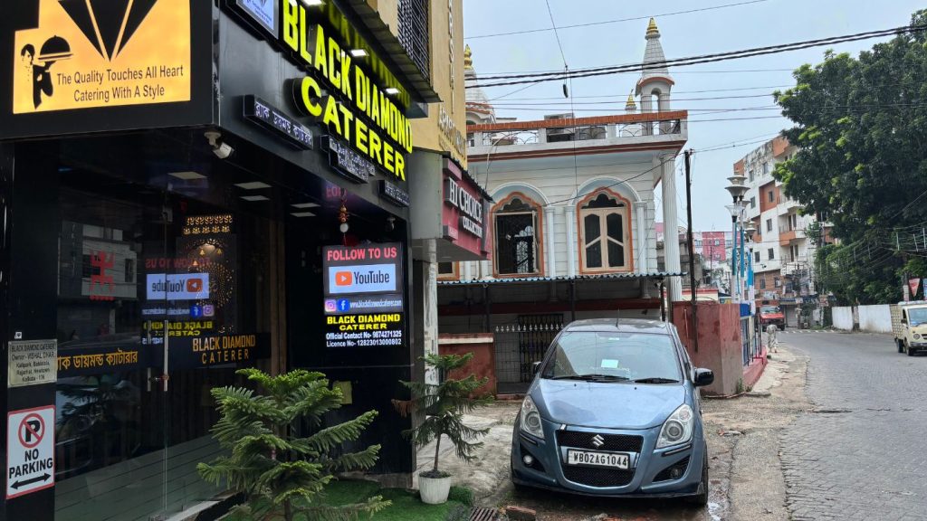Black Diamond Caterer main road office newtown kolkata